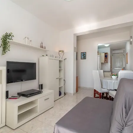 Apartment Okrug Gornji, Ciovo 2 *
